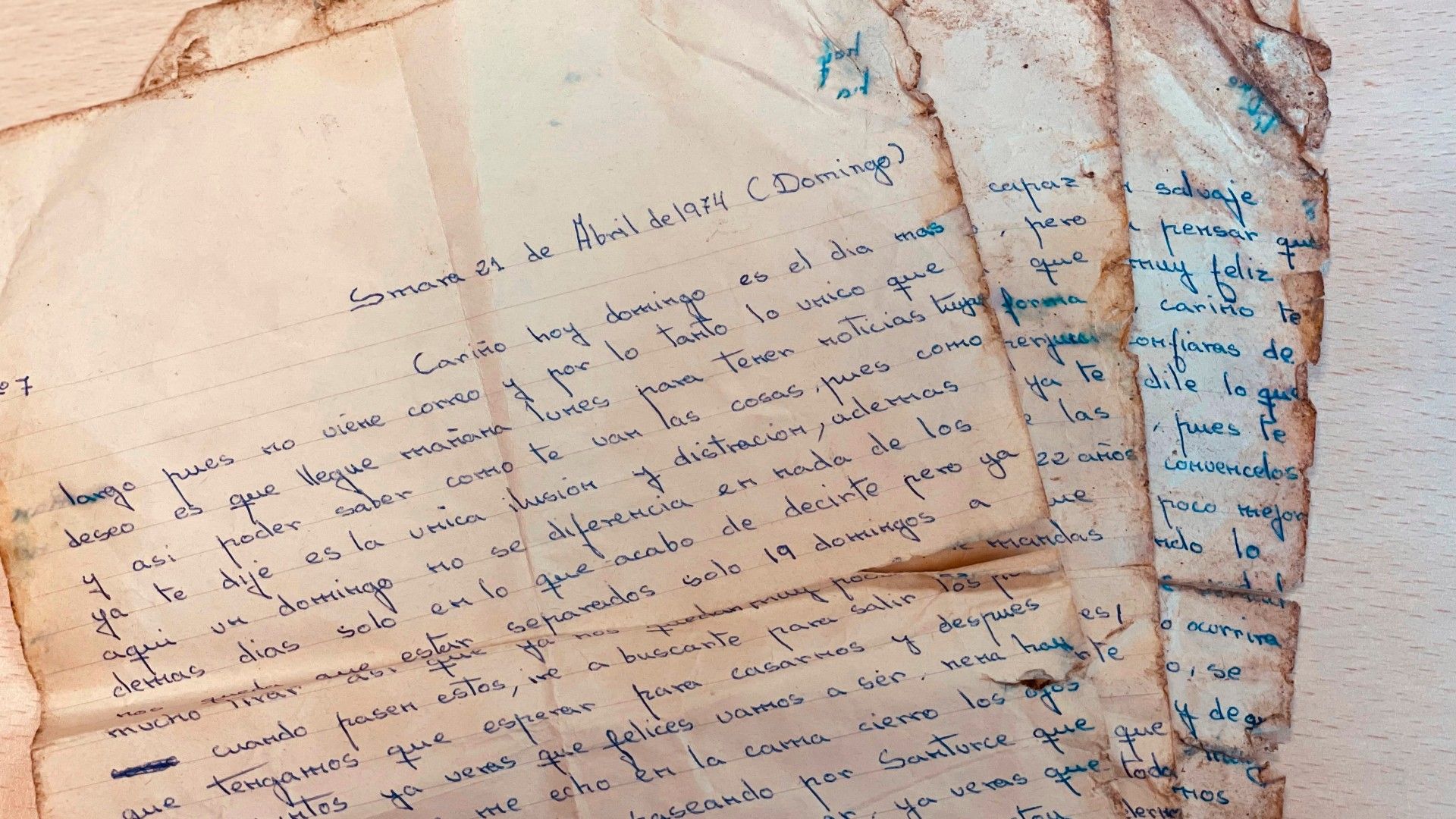 Una carta de amor sobrevive casi medio siglo y aparece entre residuos