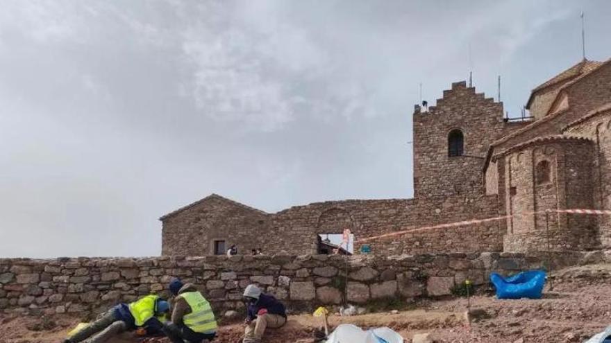 L'aparició de restes humanes en una antiga necròpoli de La Mola obliga a repensar el seu futur