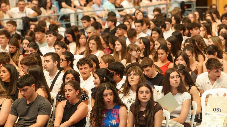 Ellas educan, crean o curan, pero los deportes y las ingenierías son todavía asuntos de chicos: así es la universidad gallega que estrena este martes el nuevo curso