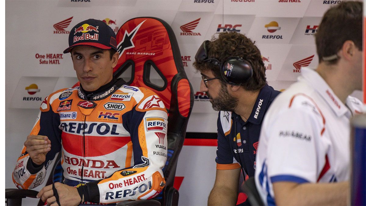 Marc Márquez, en el box del Repsol Honda