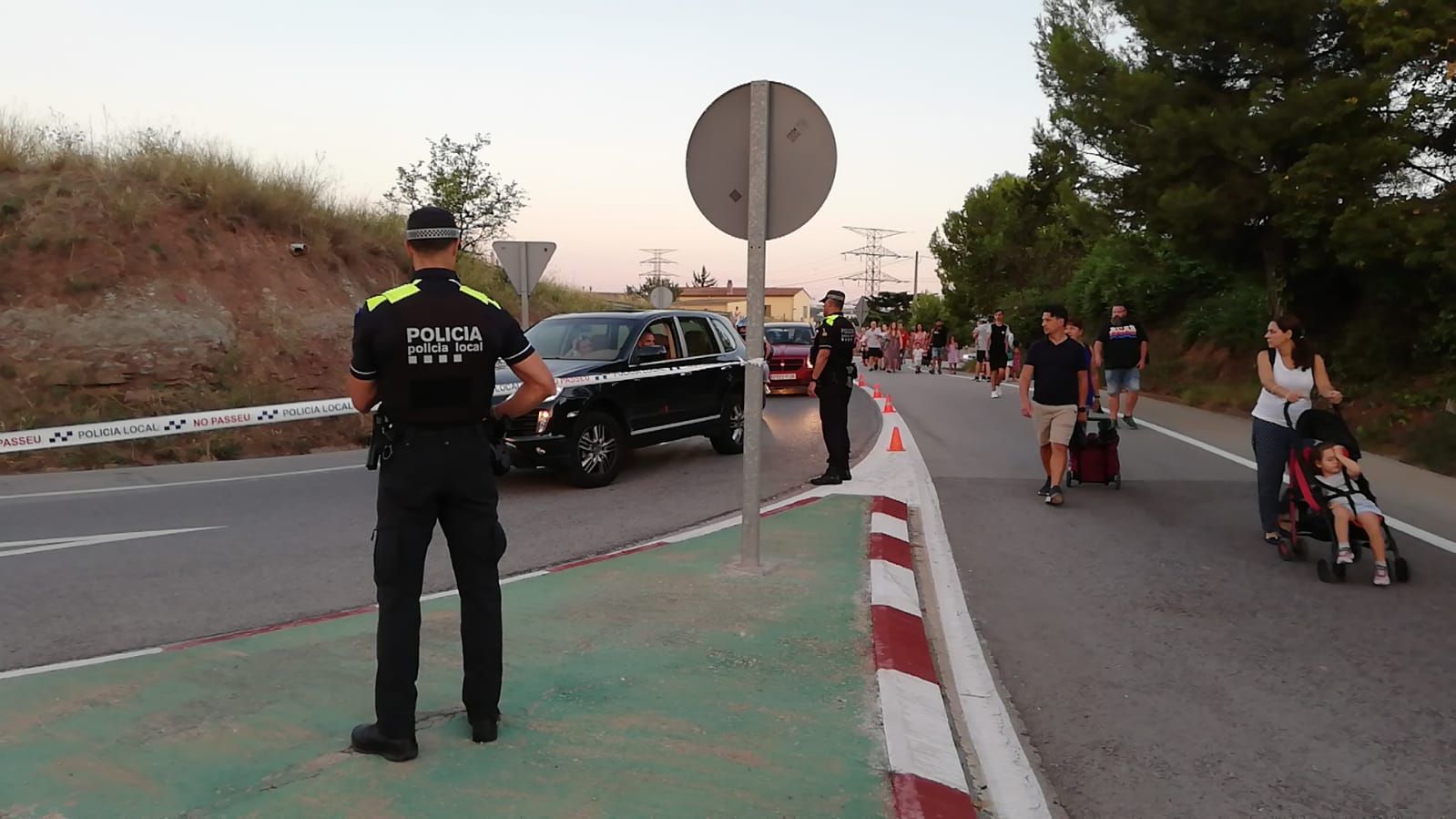 El Parc de l'Agulla s'omple per veure el Castell de Focs