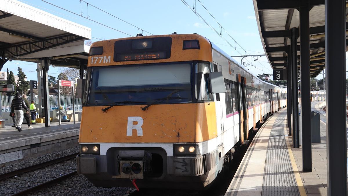 VÍDEO | L'odissea d'una usuària de Rodalies a la línia Maçanet-Blanes