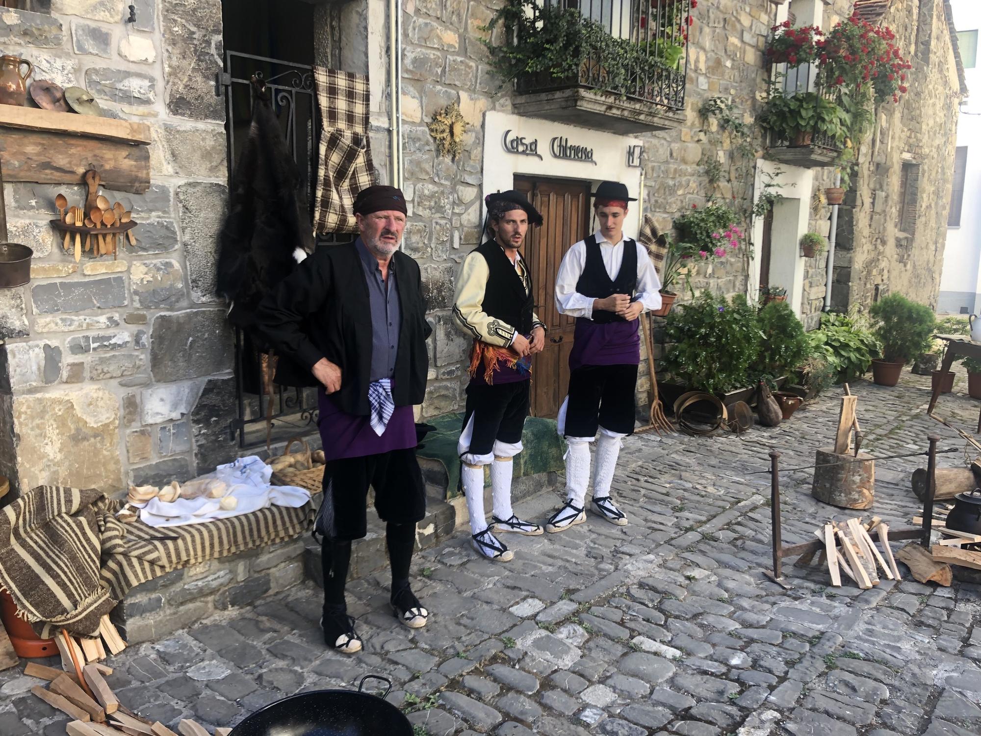 Ansó celebra su Día del Traje