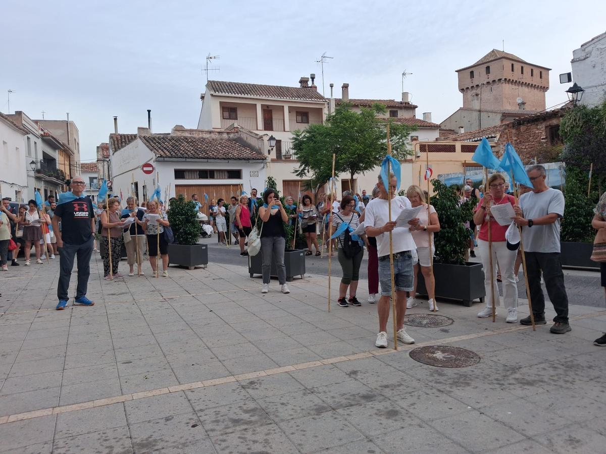 Varios momentos de la romería a Benicalaf 2026