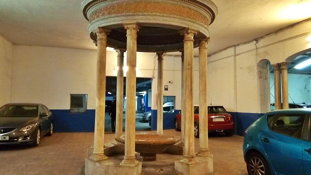 Patrimonio en Málaga: El templete del garaje de Las Delicias