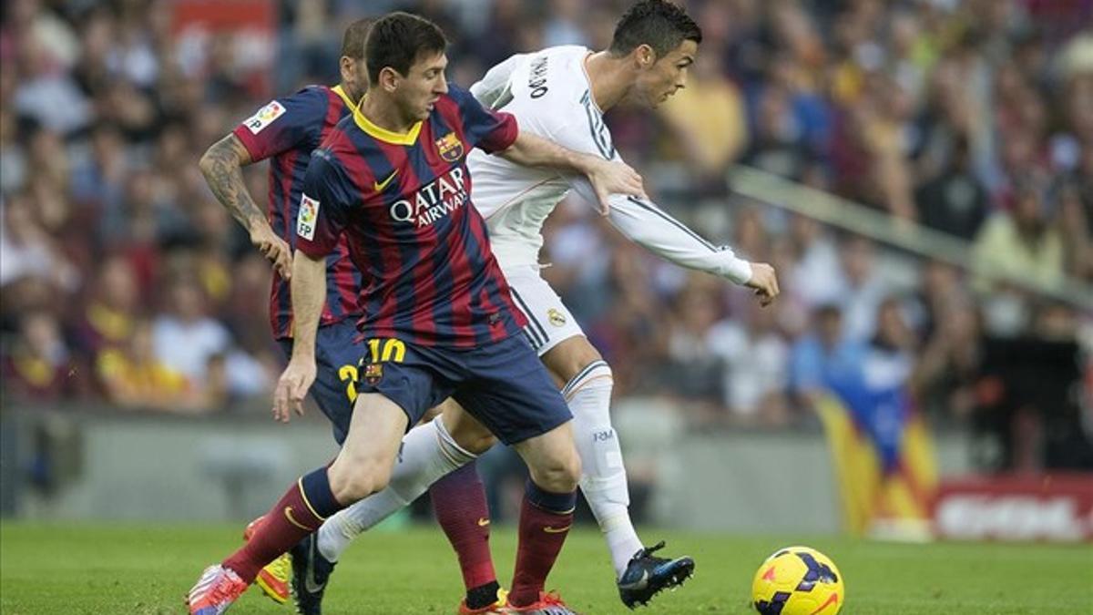 Leo Messi y Cristiano Ronaldo, durante un Barça-Madrid