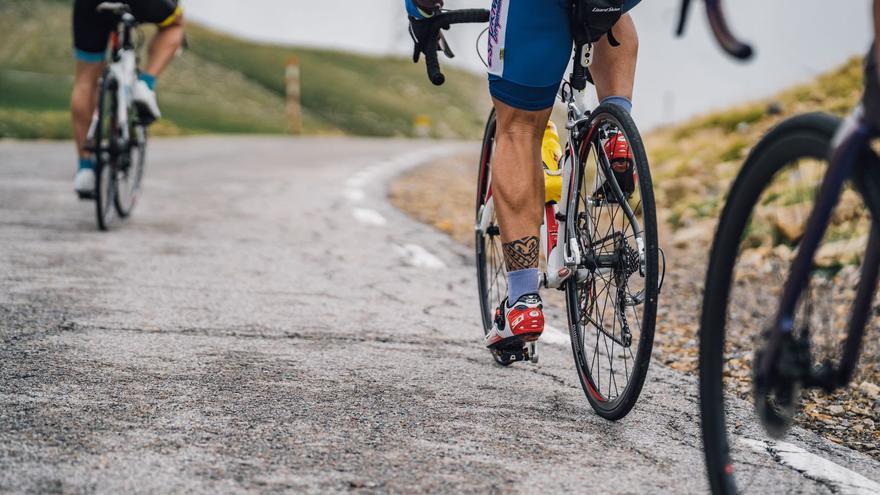 Quan una cursa ciclista deixa buida la sala del restaurant