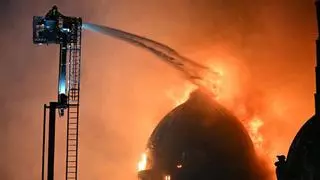 Un incendio en un edificio de Glasgow calcina y provoca el derrumbe de una cúpula victoriana
