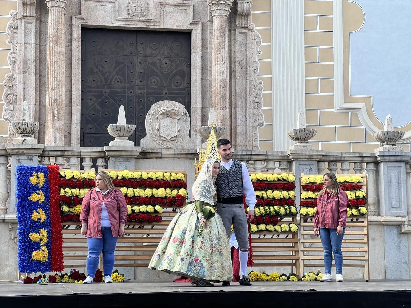 Benaguasil celebra su tradicional Ofrenda a la Mare de Déu de las Fallas de 2023