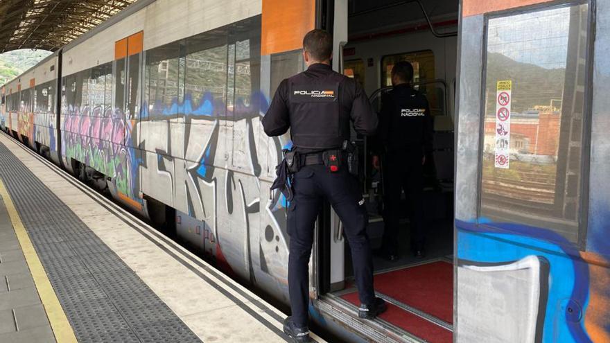 Detenen a Portbou un acusat de violar una menor quan volia fugir cap a França