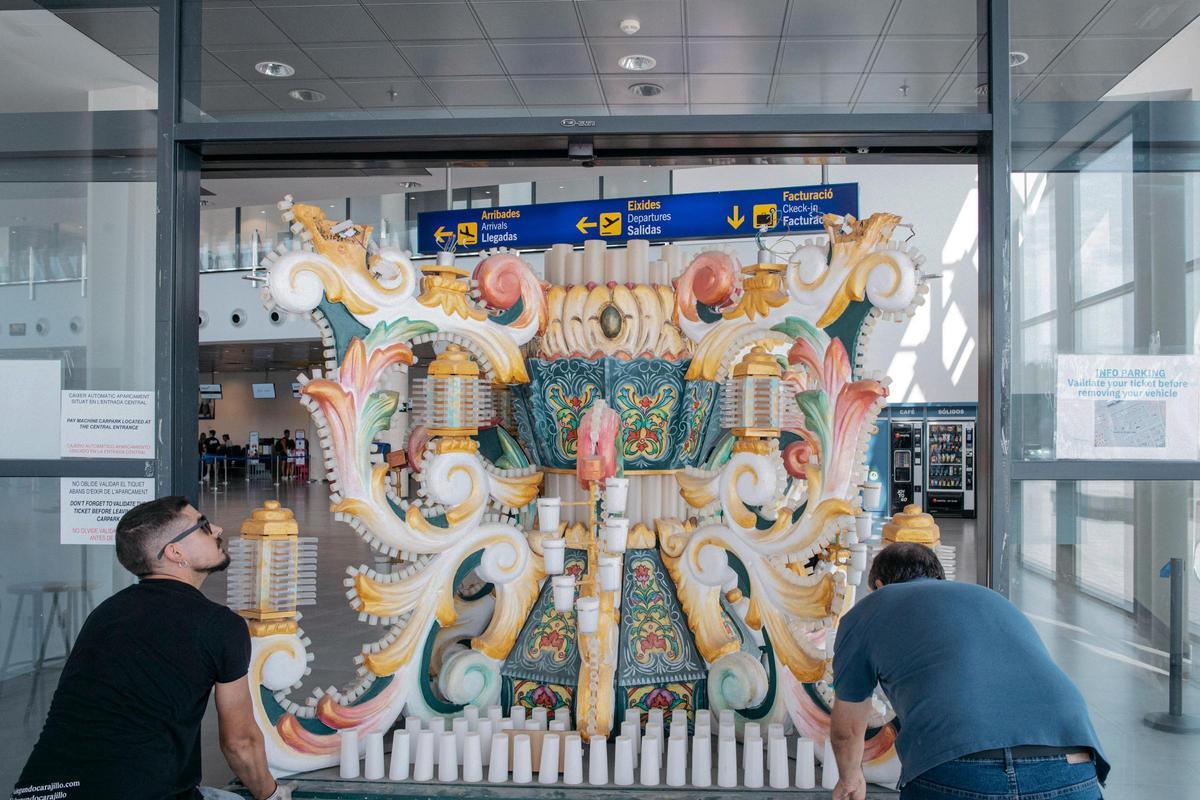 Llegada al aeropuerto de la gaiata, este martes.