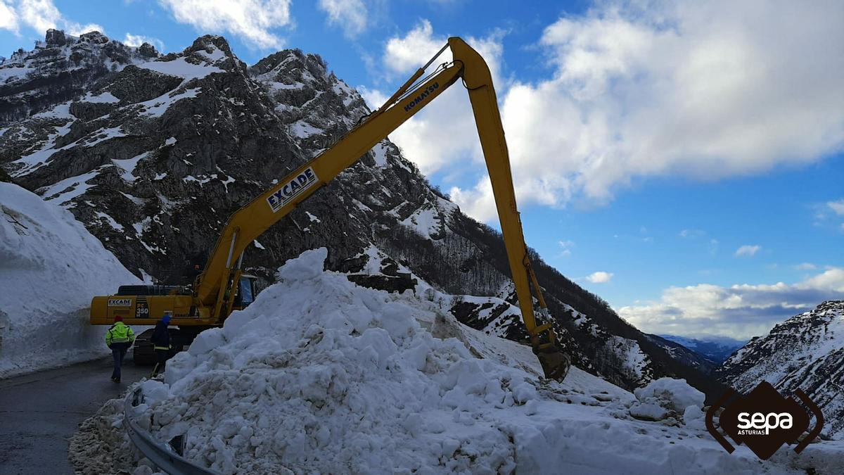 La máquina de largo alcance que trabajó en la búsqueda en San Isidro.