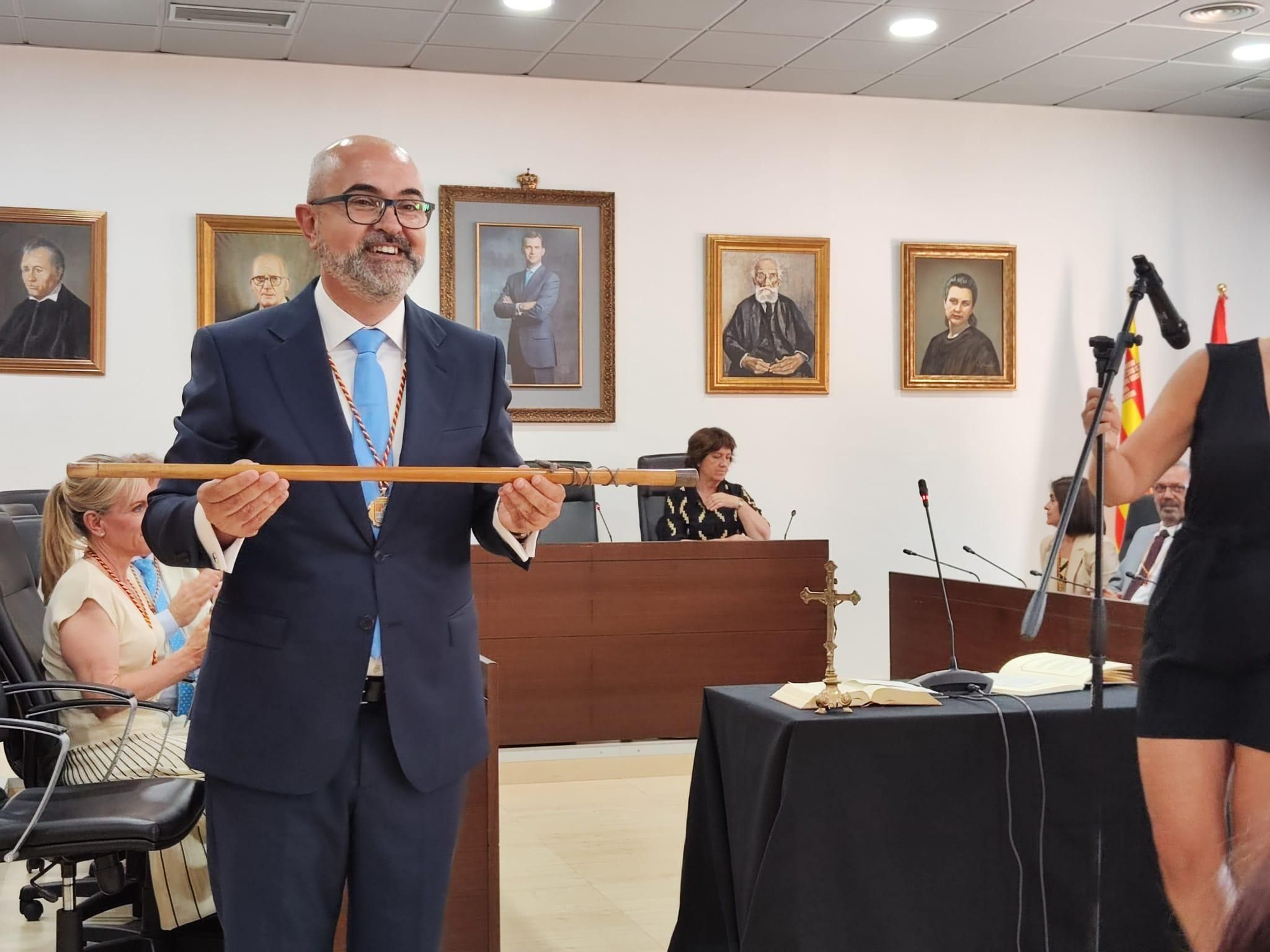 Galería de imágenes de la toma de posesión de Vicent Roig como alcalde de Sant Josep