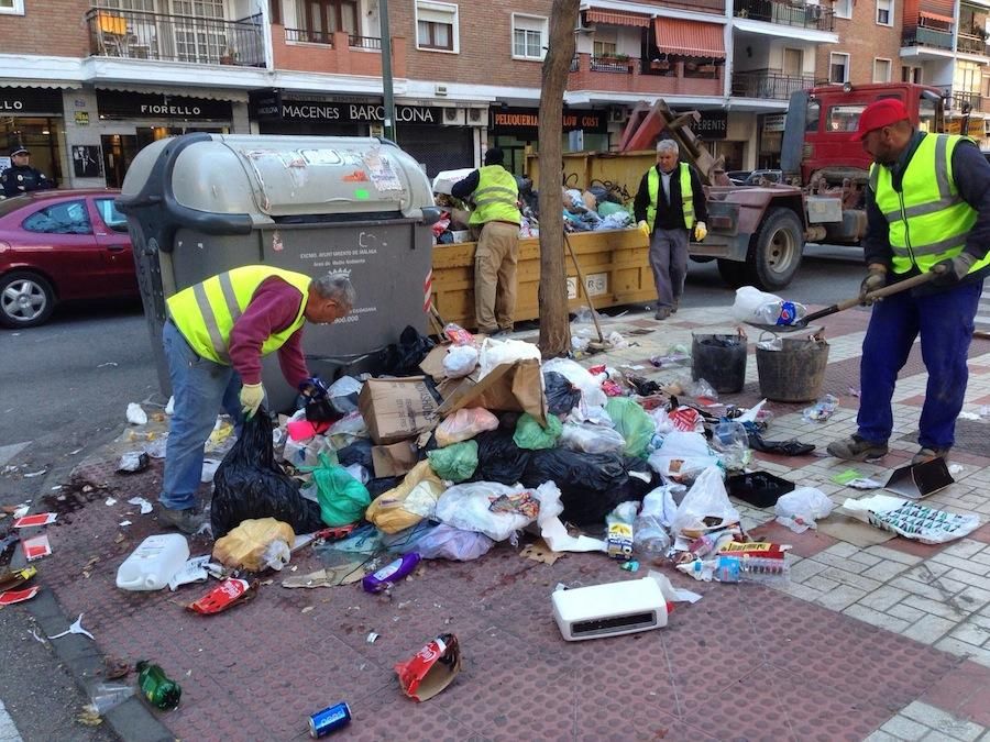 Empieza la recogida de basura de una empresa externa