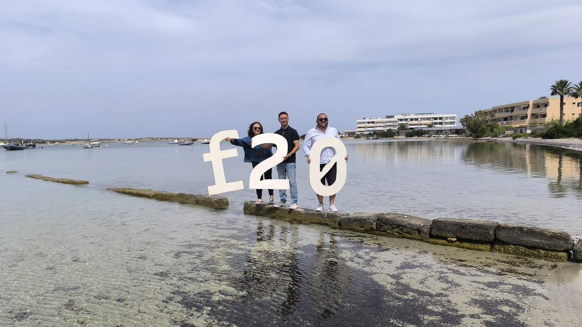 Rosa Castell, Artal Mayans y Leonardo Metastasio en s'Estany des Peix