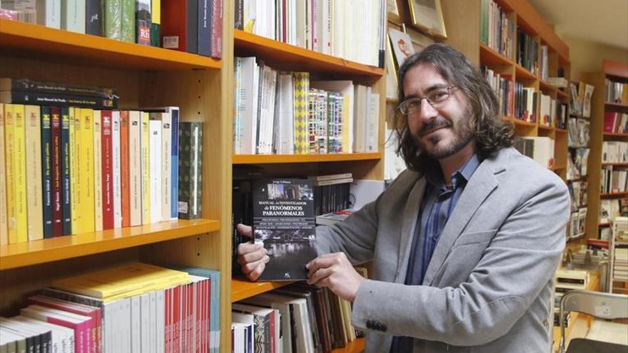 Jorge Liébana invita en un libro a investigar fenómenos paranormales