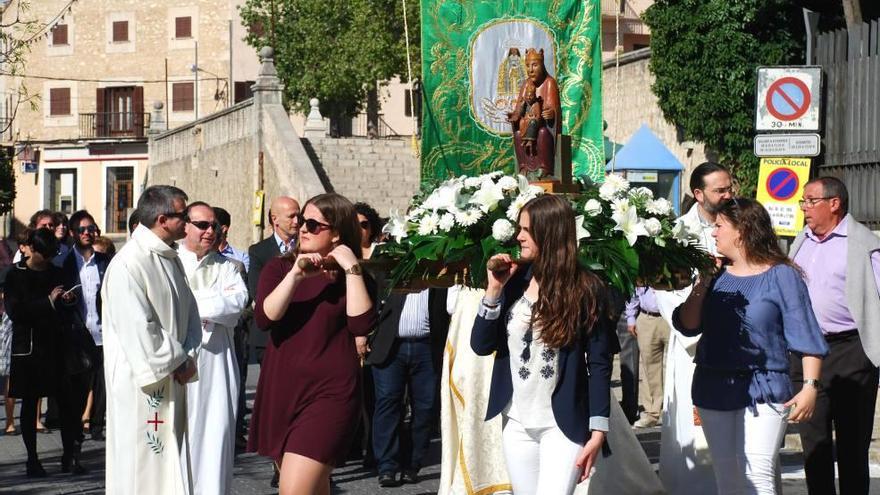 Multitudinaria asistencia al &#039;pancaritat&#039; del Cocó