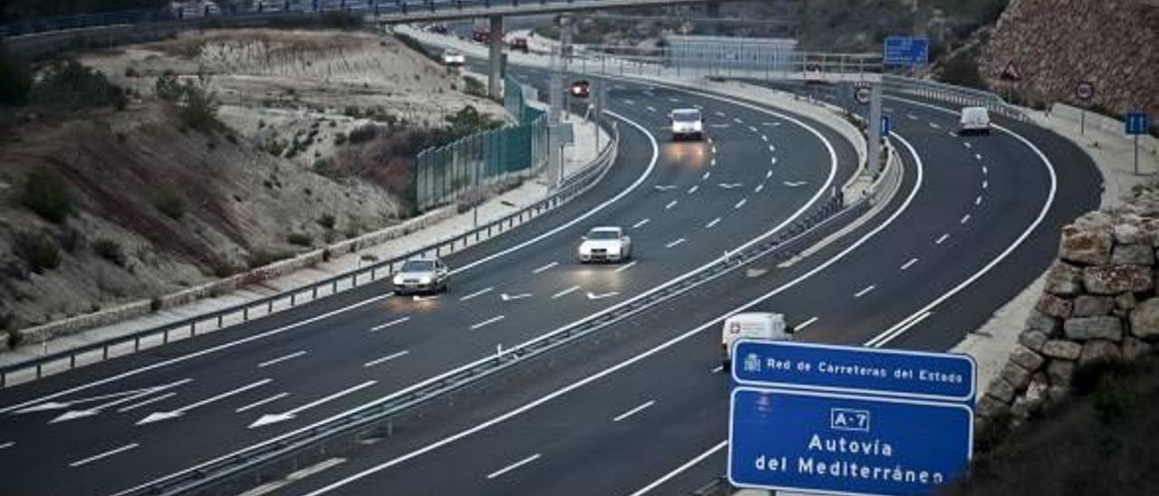 El Gobierno desecha la idea de una autovía gratuita en el corredor mediterráneo