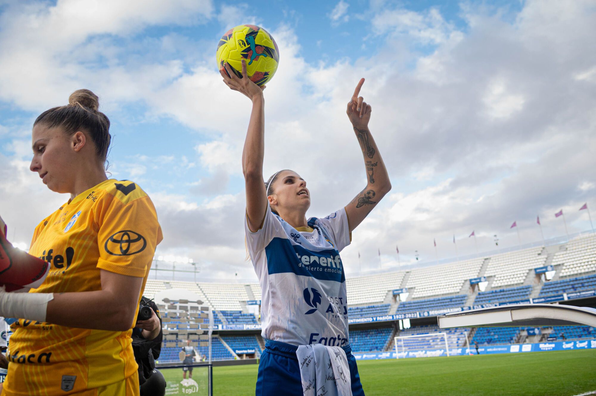 Afición del Costa Adeje - FC Barcelona