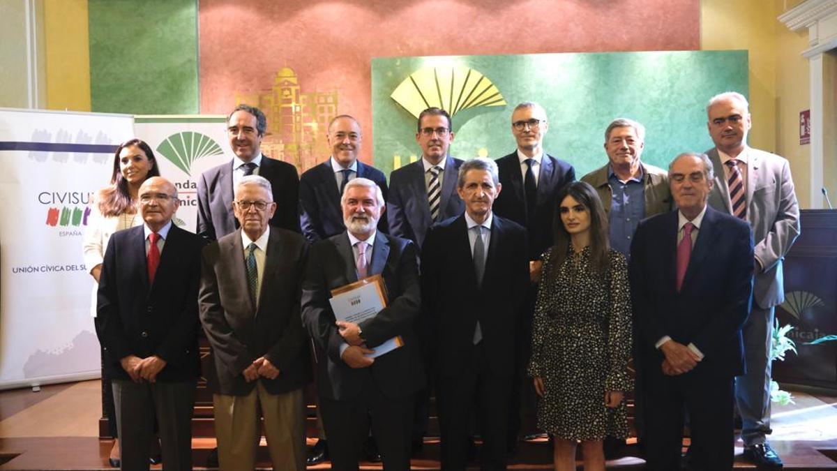 Civisur y la Fundación Unicaja entregan el II Premio Civisur a la mejor tesis doctoral, dotado con 5.000 euros.