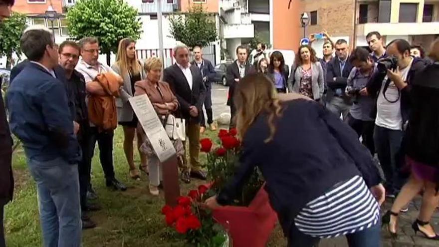 Bildu acude por primera vez al homenaje a Miguel Ángel Blanco en Ermua