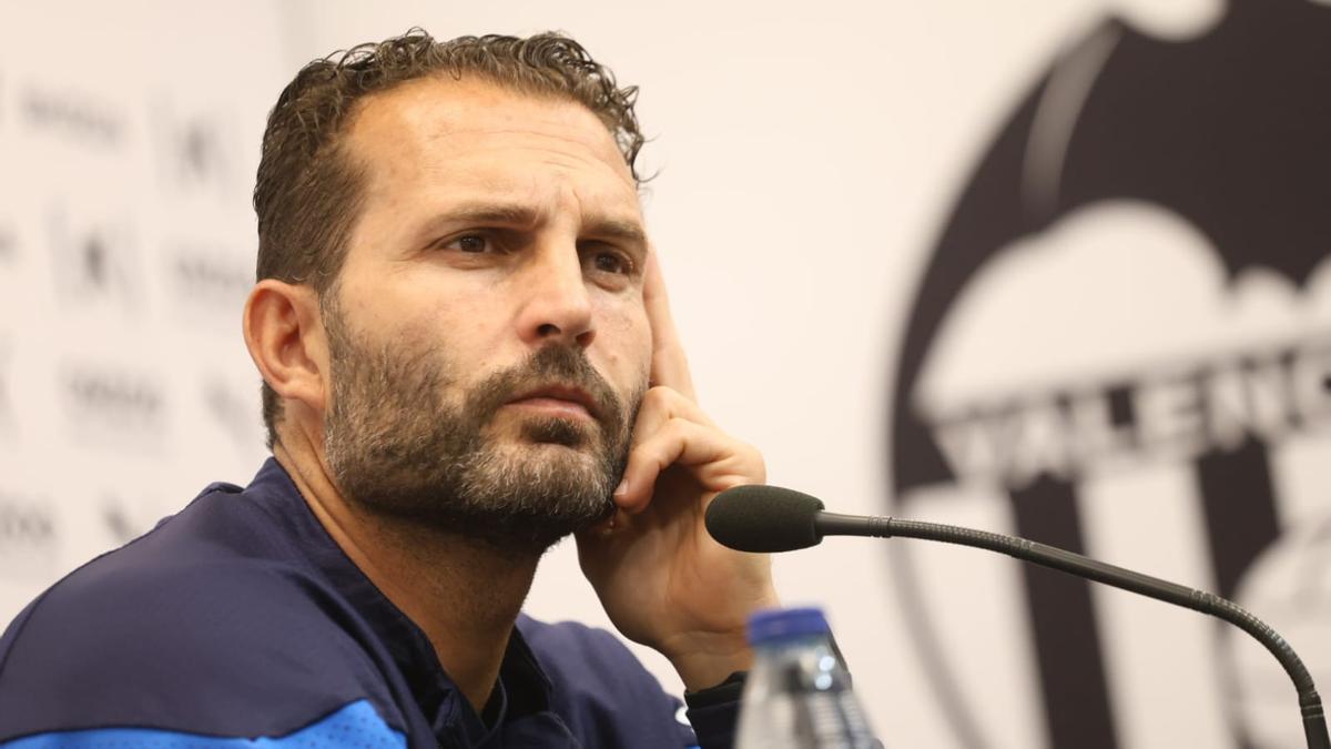 Rubén Baraja, en la rueda de prensa previa al Valencia-Sevilla