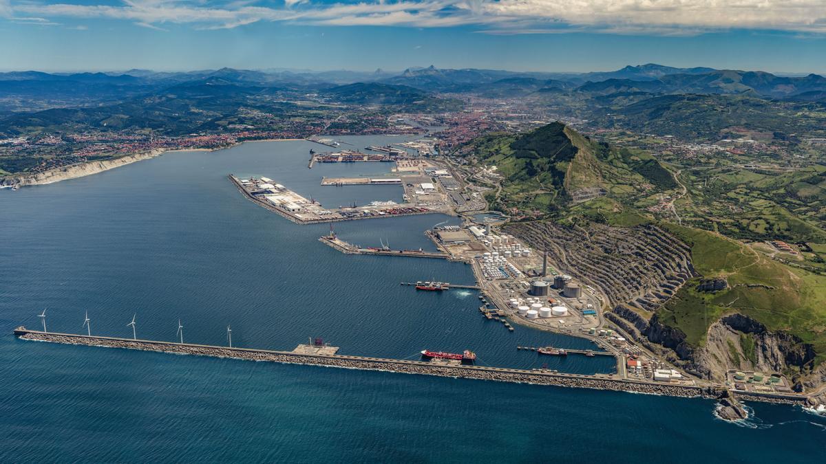 El Puerto de Bilbao tiene en marcha varios proyectos para disminuir la huella de carbono