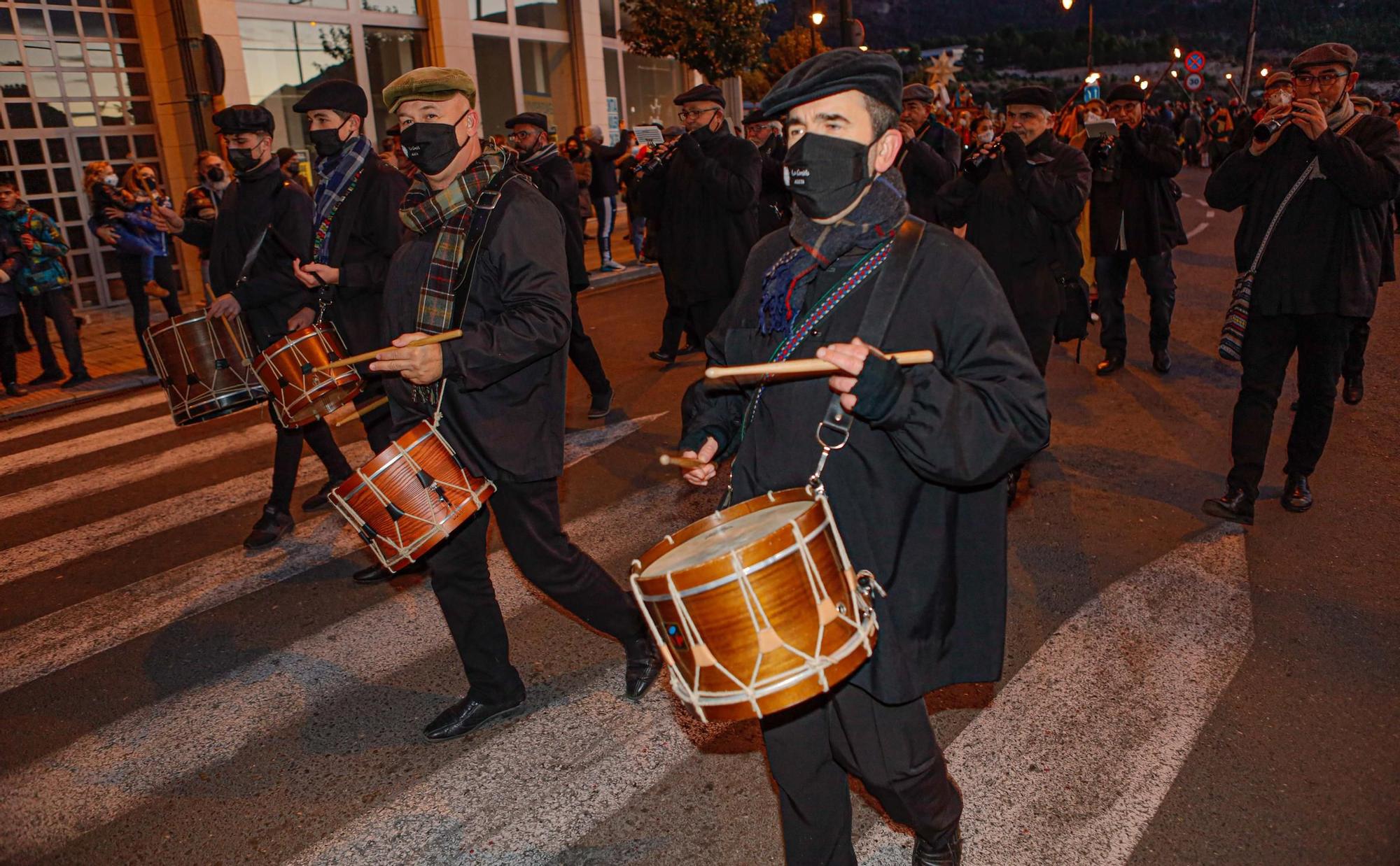 Sin abrazos  a los Reyes magos de Alcoy