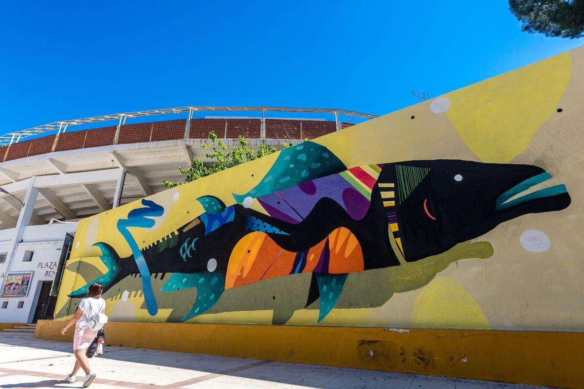 Uno de los grandes murales pintados en Benidorm en una imagen de archivo.