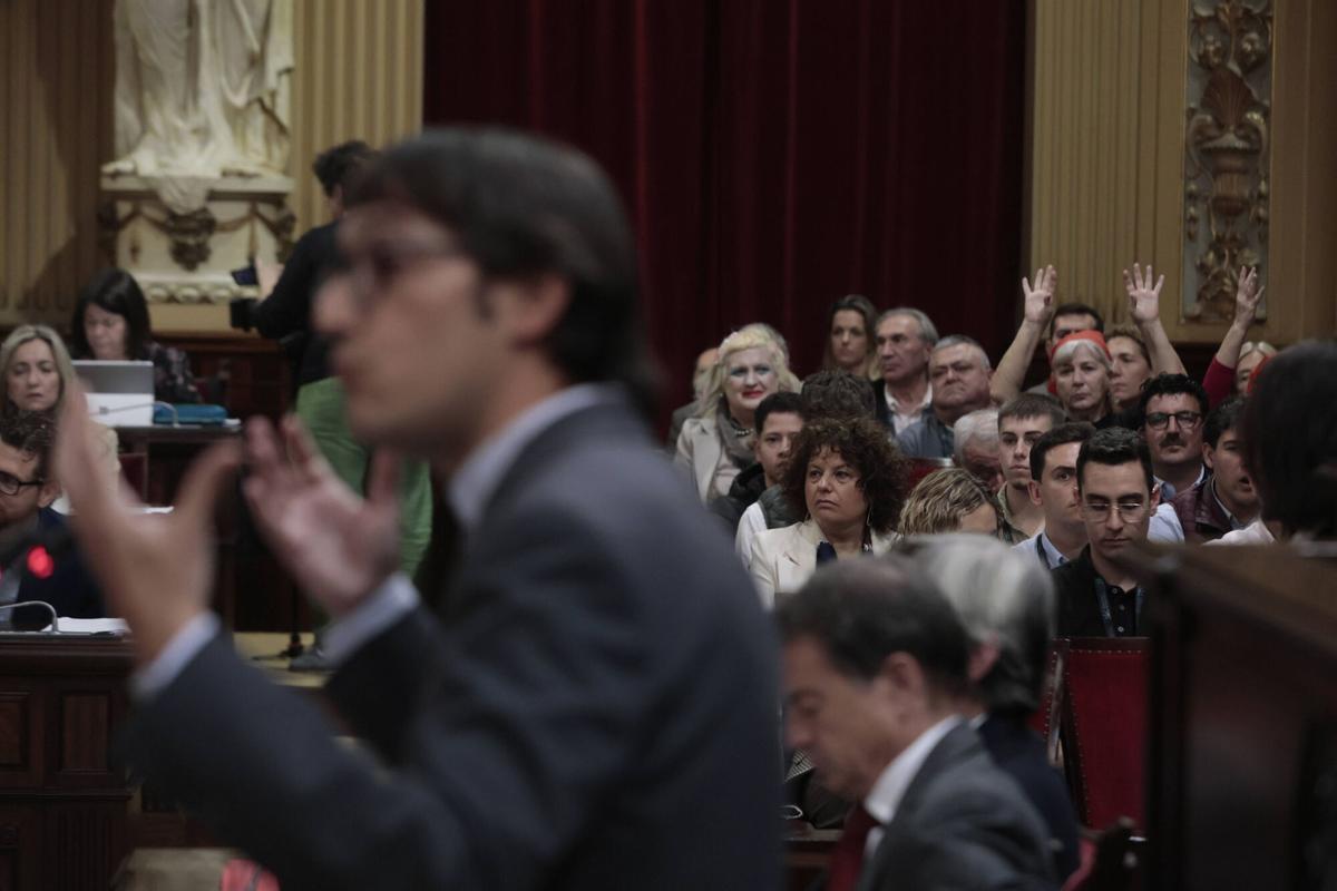 Pleno del Parlament: PP y Vox derogan la Ley de Memoria Democrática de Baleares Pleno del Parlament: PP y Vox derogan la Ley de Memoria Democrática de Baleares