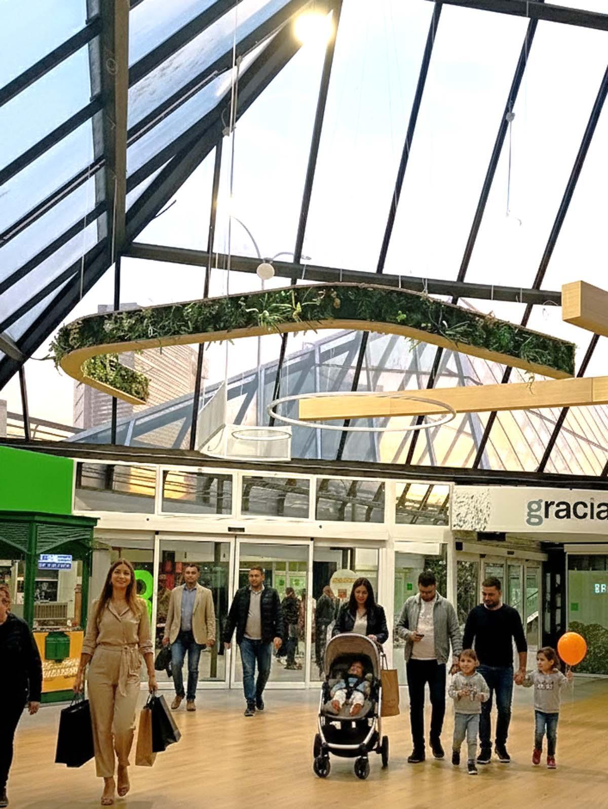 Carrefour renueva en A Coruña el centro comercial de su hipermercado en Alfonso Molina.