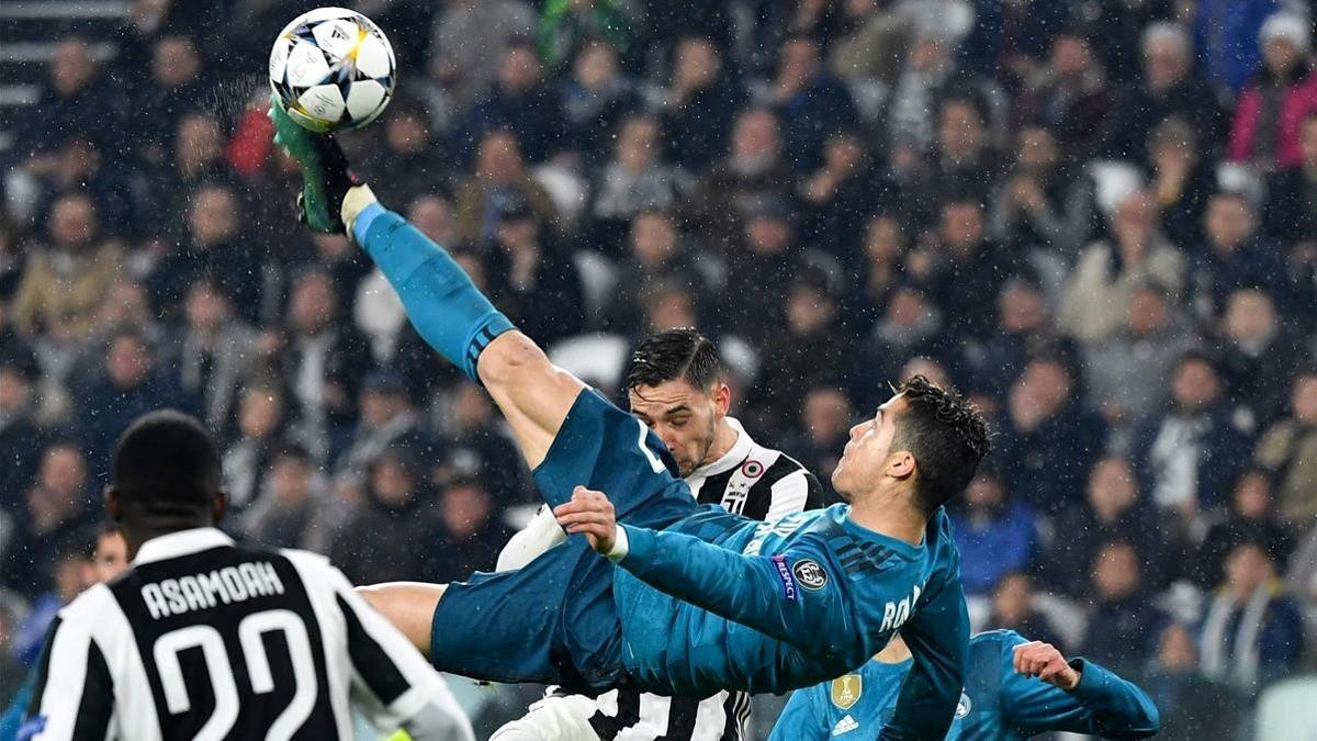 Cristiano Ronaldo marca el tanto de chilena ante la Juventus