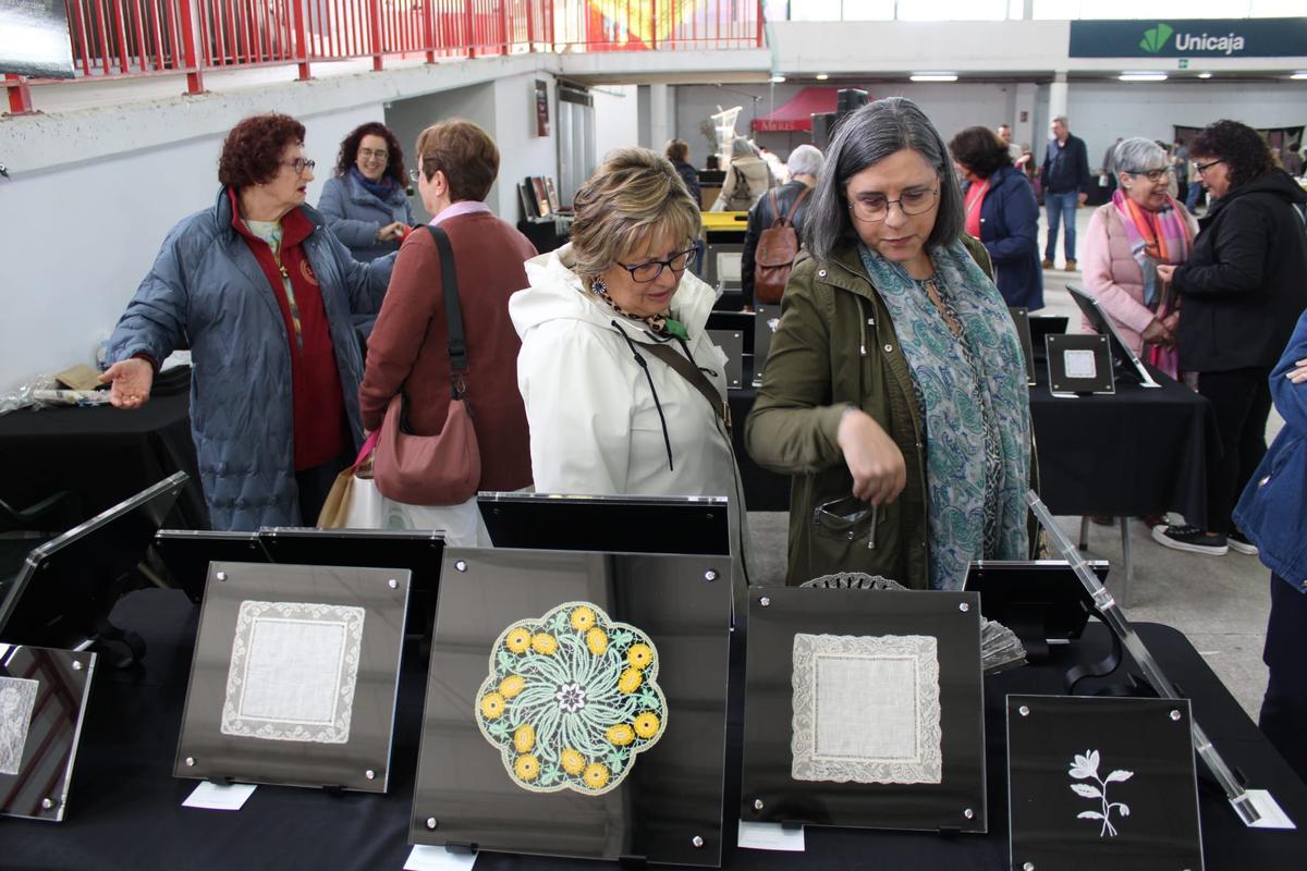 Así es el gran Encuentro de Encaje de Bolillos de Mieres