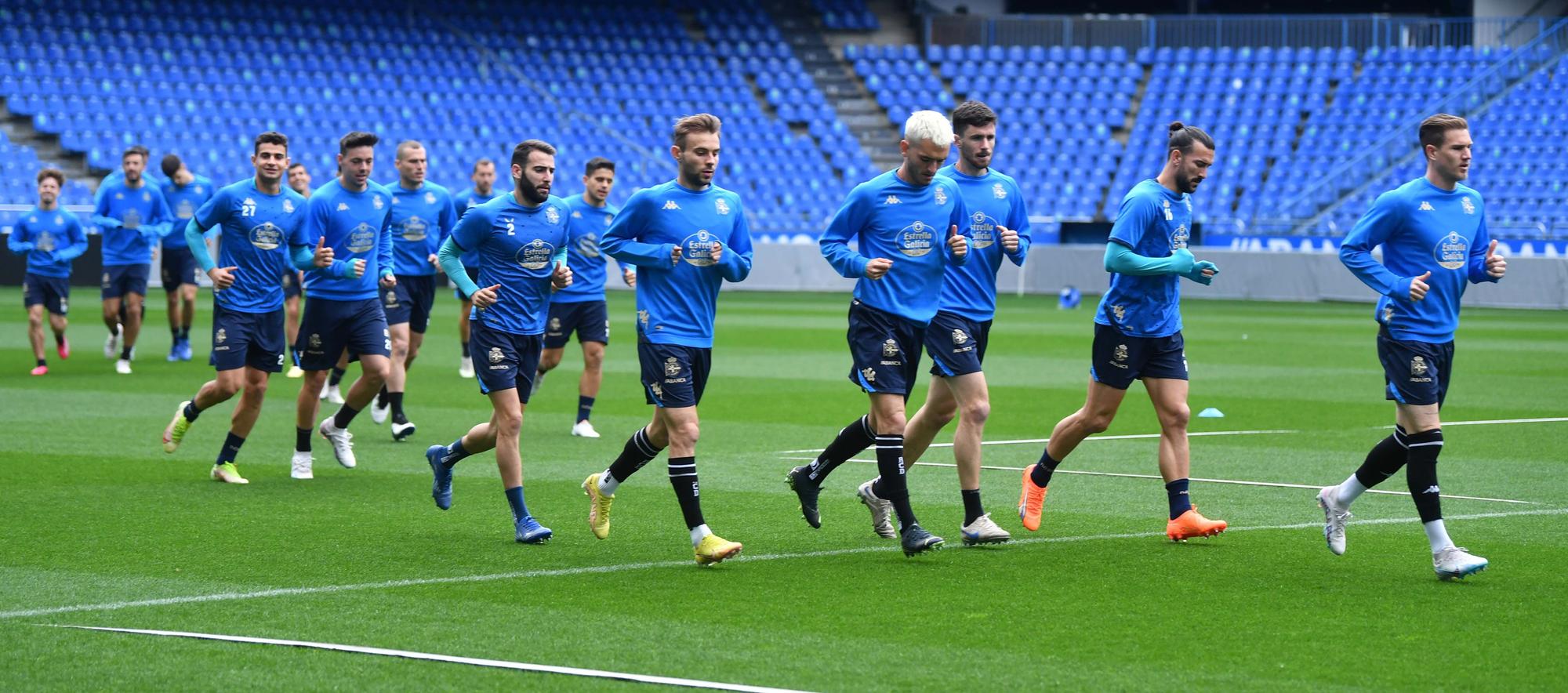 Deportivo | Primera sesión de la semana en el estadio de Riazor