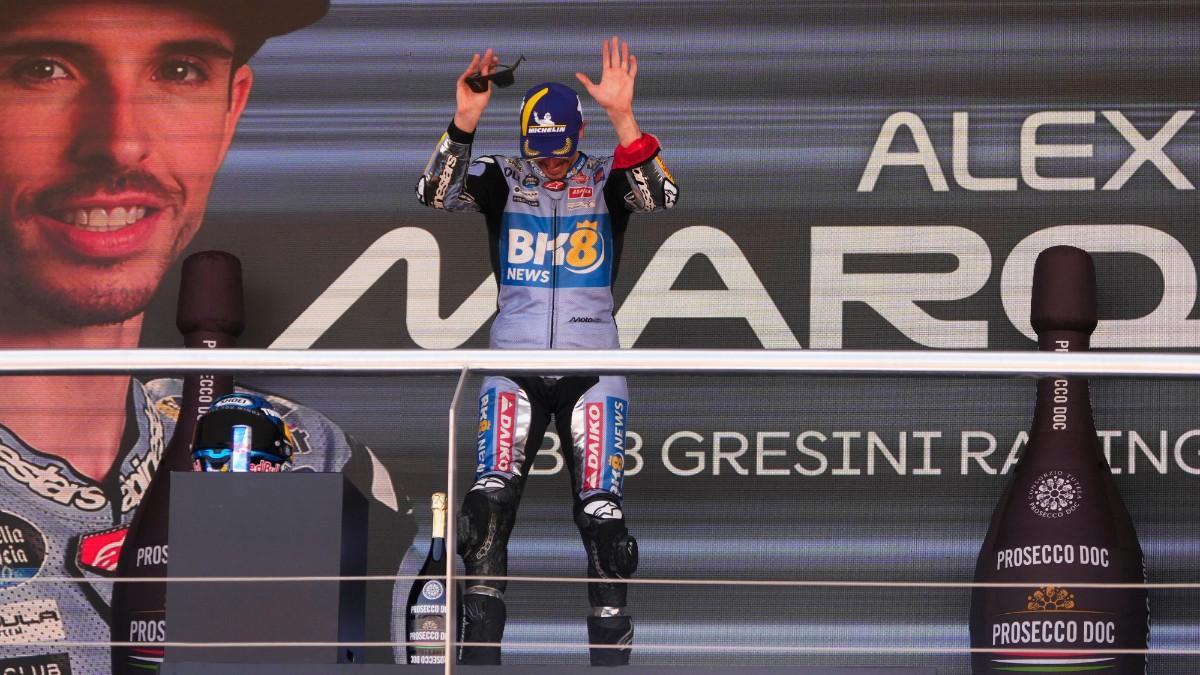 Àlex Márquez celebra su victoria en Jerez