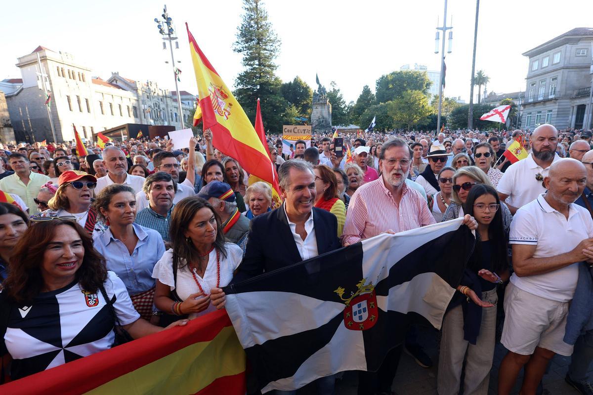 Manifestación por Ceuta en Pontevedra, con Mariano Rajoy