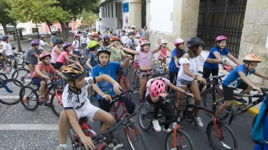 «Bicicletada» multitudinaria   en Xàtiva