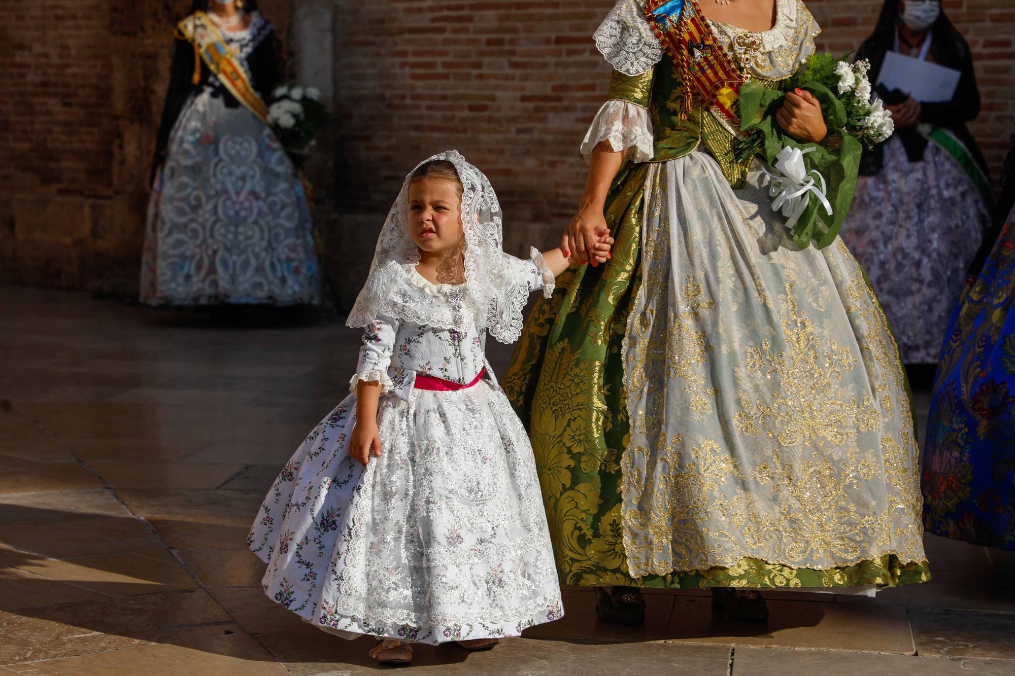 Búscate en el primer día de la ofrenda por las calles del Mar y Avellanas entre las 18:00 y las 19:00 horas