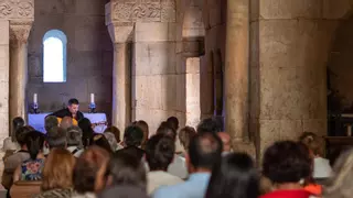 Las piedras "cantan" en San Pedro de la Nave