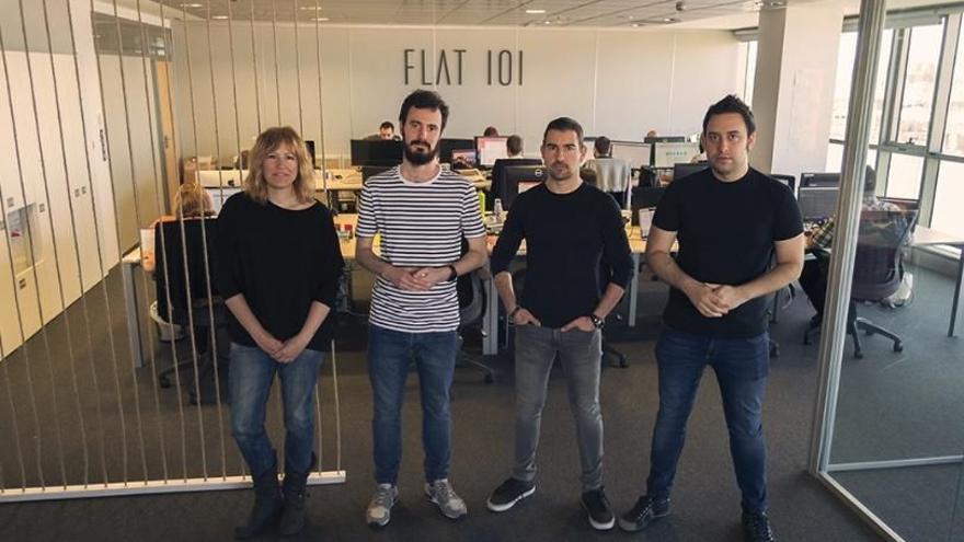 Los cuatro socios fundadores de Flat 101 (de izquierda a derecha), Sandra Navarro, Miguel Monreal, Ricardo Tayar y Diego Polo.