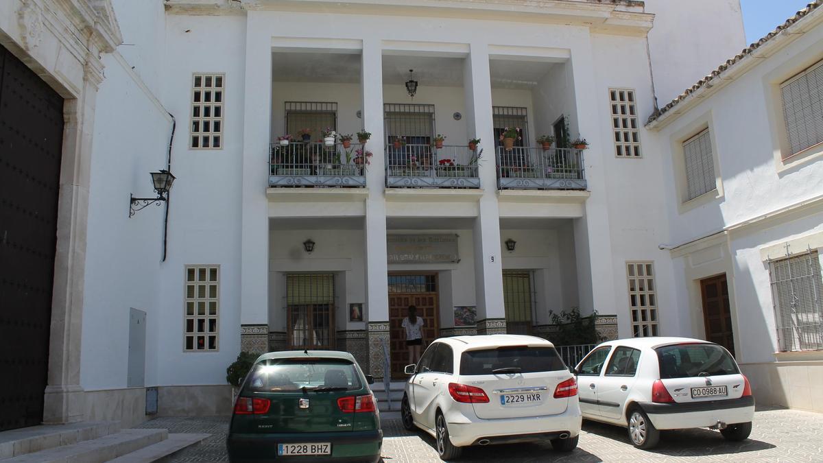 Fachada de la residencia de San Francisco de Baena.