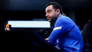 Lliçó magistral de Xavi Hernández