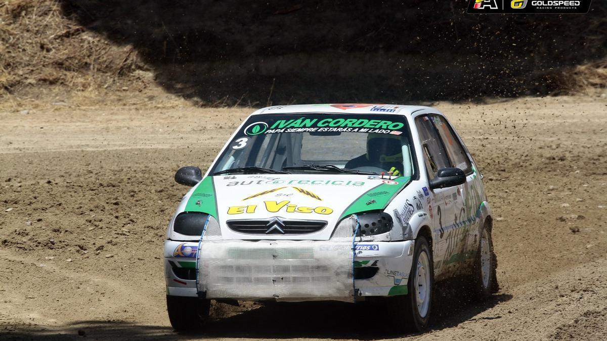 El coche de Iván Cordero en una de las pruebas disputadas en Talavera