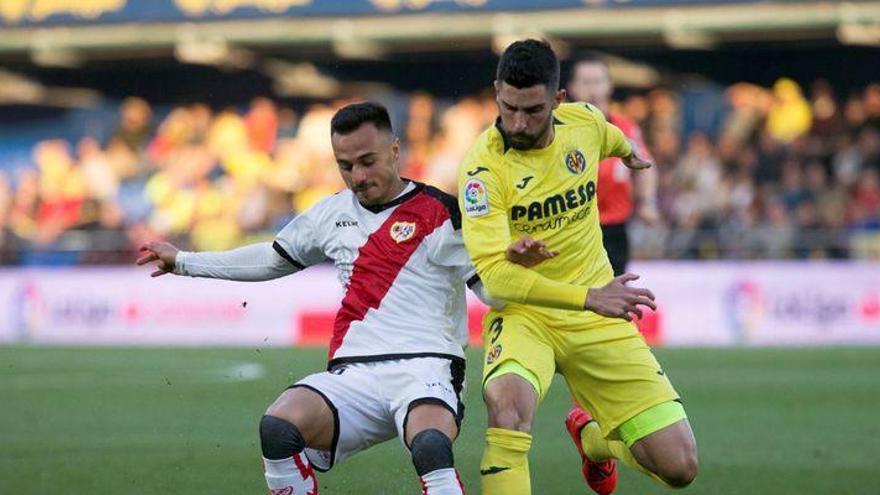 El Villarreal remonta ante el Rayo y se aleja más del descenso (3-1)