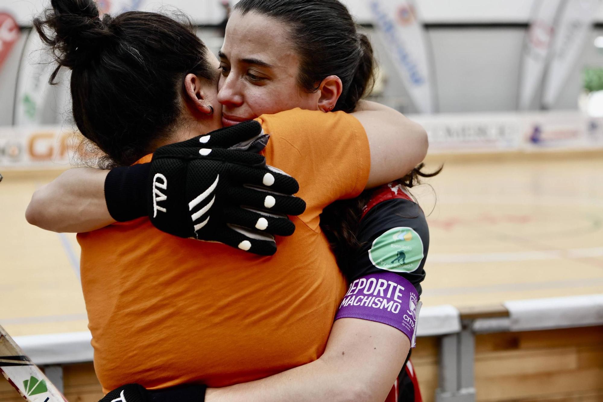 Triunfo, aplausos y lágrimas en el final liguero del Telecable (en imágenes)