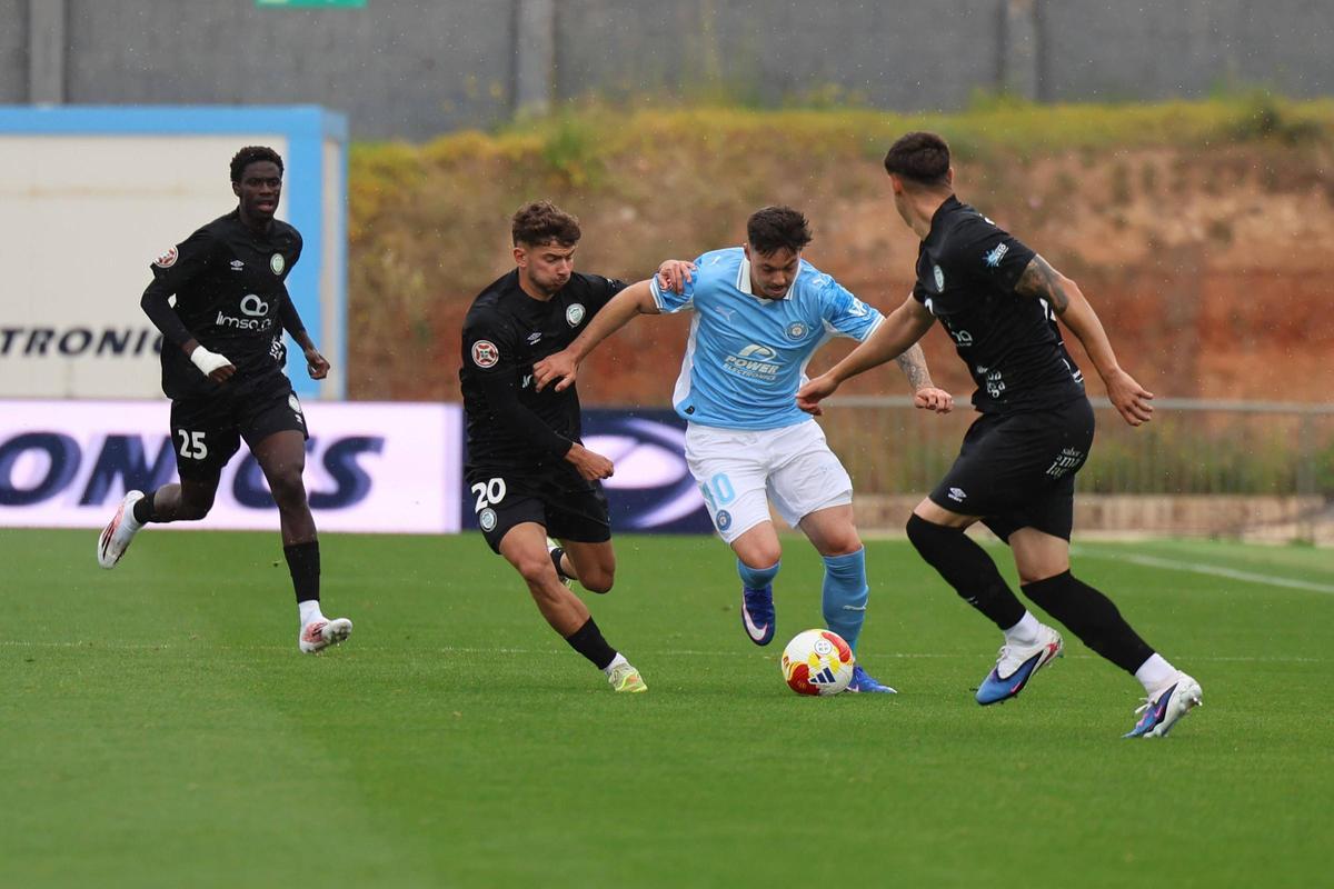 Galería: mira las imágenes del triunfo de la UD Ibiza ante el Juventud Torremolinos