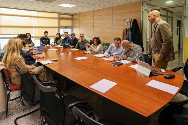 Galería: Mesa de educación en Ibiza