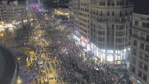 Unes 80.000 persones marxen contra Mazón en la tercera protesta postdana