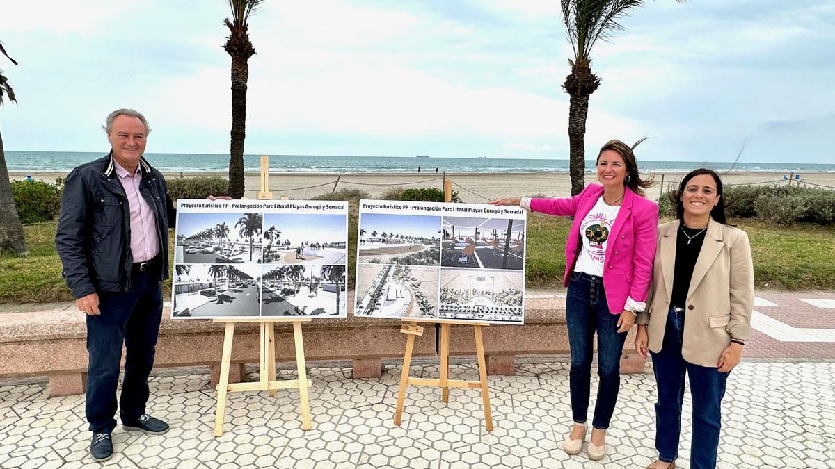 Alberto Fabra, Begoña Carrasco y Ester Giner, este jueves en el parque litoral con su proyecto para la zona.