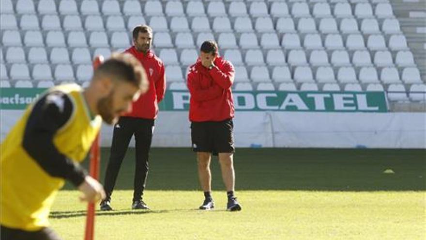 Oficial: El Córdoba toca fondo